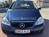 Usado Mercedes A180 Elegance 116 CV (85 kW) 2010 Azul Monovolumen