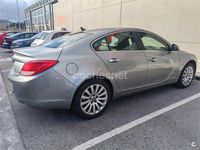 Usado Opel Insignia Sport 160 HP (117 kW) 2011 Cinzento Sedan