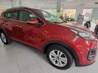 Usado Kia Sportage Plus 132 CV (97 kW) 2018 Rojo SUV