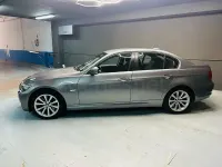 Usado BMW 330 Comfort Edition 245 CV (180 kW) 2010 Gris / plata Berlina