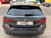 Usado BMW 116 Sport Line 116 CV (85 kW) 2021 Gris / plata Utilitario