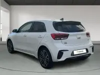 Usado Kia Rio GT-Line 120 CV (88 kW) 2022 Blanco