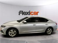 Usado Skoda Octavia Ambition 116 CV (85 kW) 2022 Gris Berlina