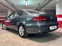 Usado VW Passat Advance 105 CV (77 kW) 2011 Gris / plata Berlina