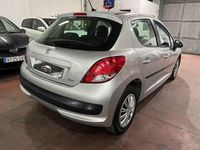 Usado Peugeot 207 75 CV (55 kW) 2010 Gris / plata Berlina