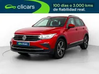 Usado VW Tiguan Life 150 CV (110 kW) 2023 Rojo SUV