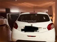 Usado Peugeot 208 Business-Line 68 CV (50 kW) 2015 Blanco Utilitario