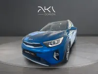 Usado Kia Stonic 84 CV (61 kW) 2022 Azul SUV