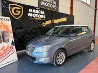 Usado Skoda Fabia SportLine 105 CV (77 kW) 2010 Azul Berlina