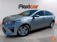 Usado Kia Ceed 136 CV (100 kW) 2021 Gris Utilitario
