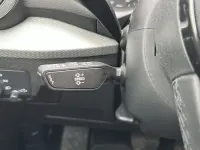 Usado Audi Q2 Ambiente 116 CV (85 kW) 2022 Rojo SUV