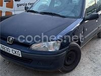 Usado Peugeot 106 58 CV (42 kW) 2003 Azul Utilitario