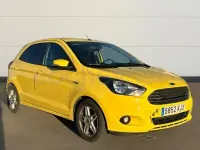 Usado Ford Ka Plus Ultimate 85 CV (62 kW) 2018 Amarillo Utilitario