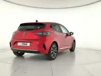 Usado Renault Clio V Techno 94 CV (69 kW) 2025 Rojo Berlina