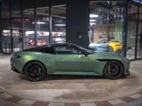 Nuevo Aston Martin DB12 680 CV (500 kW) 2026 Verde Coupe