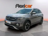 Usado VW T-Cross Advance 110 CV (80 kW) 2021 Gris SUV