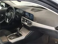 Usado BMW 318 150 CV (110 kW) 2020 Gris / plata Familiar