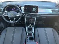 Usado VW T-Roc Life 110 CV (80 kW) 2024 Rojo SUV