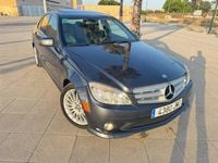 Usado Mercedes C250 Avantgarde Edition 204 CV (150 kW) 2013 Gris Berlina