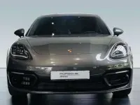 Usado Porsche Panamera 4 E-Hybrid Platinum Edition 462 CV (339 kW) 2023 Verde Utilitario