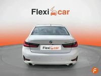 Begagnad BMW 330 258 HK (189 kW) 2021 Vit Sedan