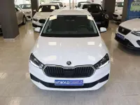 Usado Skoda Fabia Ambition 95 CV (69 kW) 2022 Blanco Utilitario