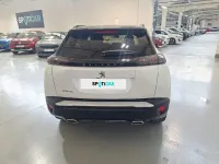 Usado Peugeot 2008 Allure 130 CV (95 kW) 2020 Blanco SUV