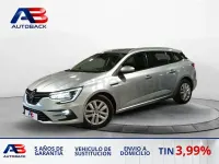 Usado Renault Mégane GrandTour Zen 115 CV (84 kW) 2022 Gris / plata Familiar