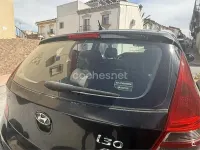 Usado Hyundai i30 Comfort 90 CV (66 kW) 2008 Negro Berlina