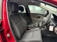 Usado Renault Mégane III Authentique 100 CV (73 kW) 2011 Granate Berlina
