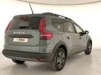 Usado Dacia Jogger Extreme 101 CV (74 kW) 2025 Verde Monovolumen