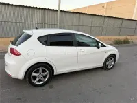 Usado Seat Leon Reference 105 CV (77 kW) 2010 Blanco Utilitario