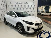 Usado Kia XCeed 120 CV (88 kW) 2023 Blanco SUV