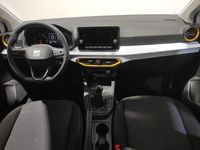 Usado Seat Ibiza Style Plus 116 CV (85 kW) 2022 Blanco Utilitario