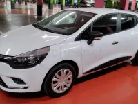 Usado Renault Clio IV Business 75 CV (55 kW) 2017 Blanco Berlina