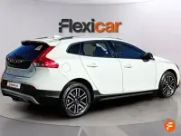 Usado Volvo V40 Momentum 150 CV (110 kW) 2017 Blanco