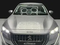Usado Peugeot 208 Style 75 CV (55 kW) 2021 Gris / plata Utilitario