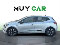 Usado Renault Clio V LIMITED 90 CV (66 kW) 2021 Gris / plata Berlina