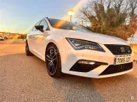 Usado Seat Leon 4Drive 300 CV (220 kW) 2020 Blanco Familiar