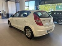 Brugt Hyundai i30 Comfort 90 HK (66 kW) 2008 Hvid Sedan