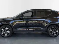 Usado Volvo XC40 Plus 163 CV (119 kW) 2025 Negro SUV