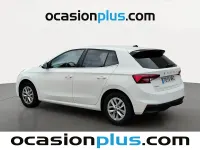 Usado Skoda Fabia Selection 95 CV (69 kW) 2024 Blanco Berlina