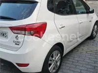 Usado Hyundai ix20 Comfort 115 CV (84 kW) 2012 Blanco Utilitario
