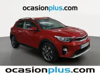 Usado Kia Stonic 100 CV (73 kW) 2018 Rojo SUV