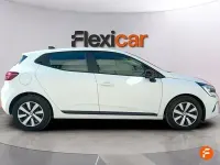 Usado Renault Clio Evolution 100 CV (73 kW) 2023 Blanco Utilitario