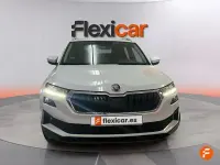 Usado Skoda Karoq Selection 150 CV (110 kW) 2024 Blanco SUV