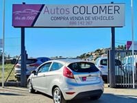 Usado Ford Fiesta Ambiente 68 CV (50 kW) 2009 Gris Utilitario