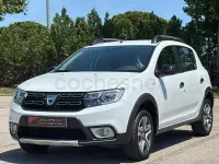 Usado Dacia Sandero Stepway 90 CV (66 kW) 2017 Blanco Berlina