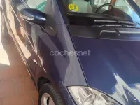 Usado Mercedes A180 Avantgarde 109 CV (80 kW) 2006 Azul Monovolumen