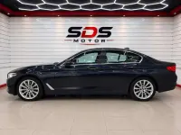 Usado BMW 518 150 CV (110 kW) 2016 Azul Familiar